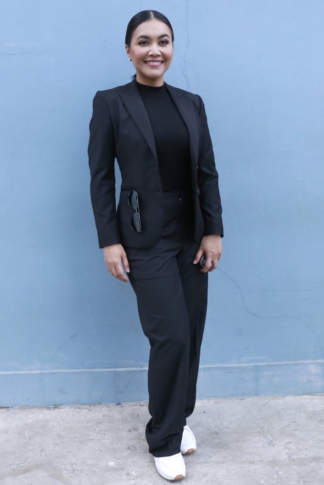 Penyanyi Denada saat ditemui usai mengisi acara di kawasan Kapten Tendean, Jakarta Selatan, Senin, (1/7). Foto: Ronny