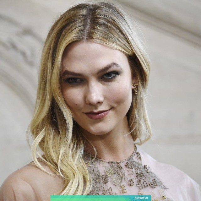 Karlie Kloss. Foto: AFP/ANNE-CHRISTINE POUJOULAT