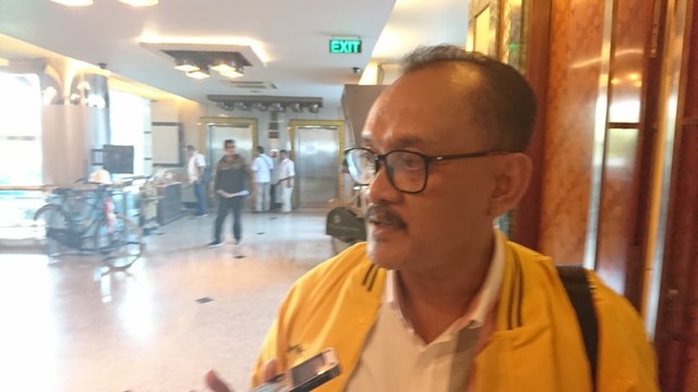 Sekretaris Dewan Pimpinan Daerah (DPD) Partai Golkar Solo, Bandung Joko Suryono, saat ditemui pada Kamis (04/06/2019). (Agung Santoso)
