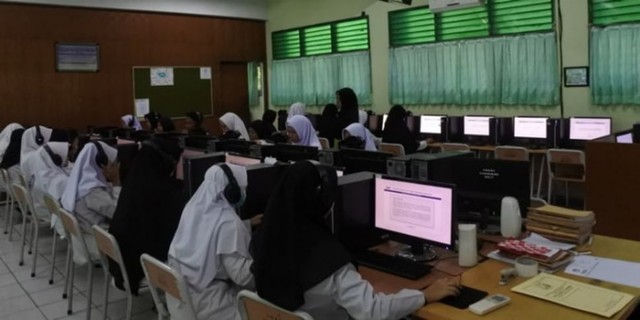 com-SMK English Challenge. Foto: Dok. Dikdasmen