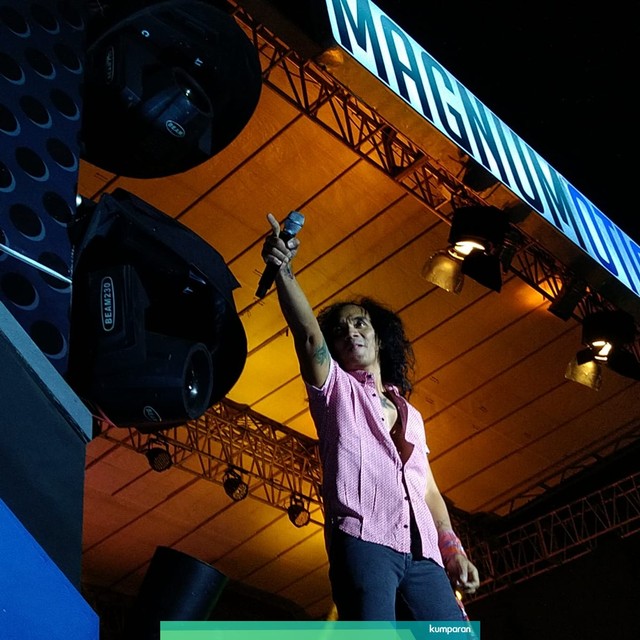 Penampilan Slank di Magnumotion Slank - Mantap Melangkah Tour 2019. Foto: Maria Gabrielle Putrinda/kumparan