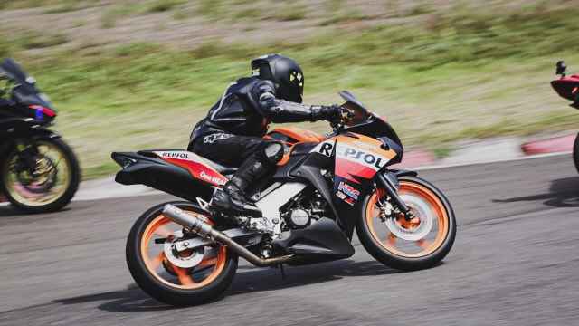 CBR 150 Injeksi Ubah ke Karburator Foto: Dok. Bimo