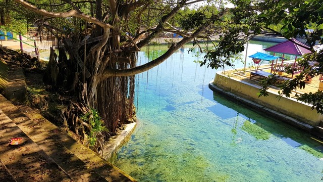 Danau topa, Kabupaten Muna, Sulawesi Tenggara, Foto: Attamimi/kendarinesia.