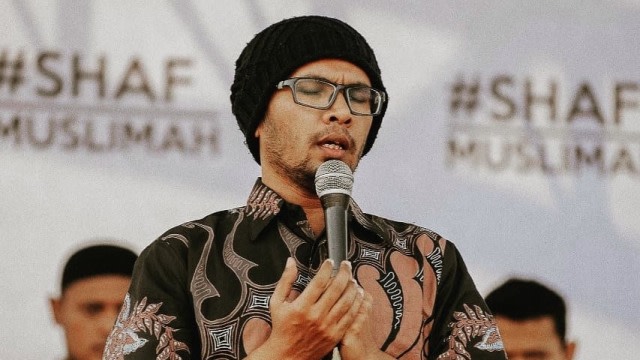 Ustaz Hanan Hattaki Foto: Instagram @hanan_attaki