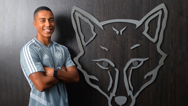 Youri Tielemans bergabung dengan Leicester secara permanen. Foto: Dok. Leicester City