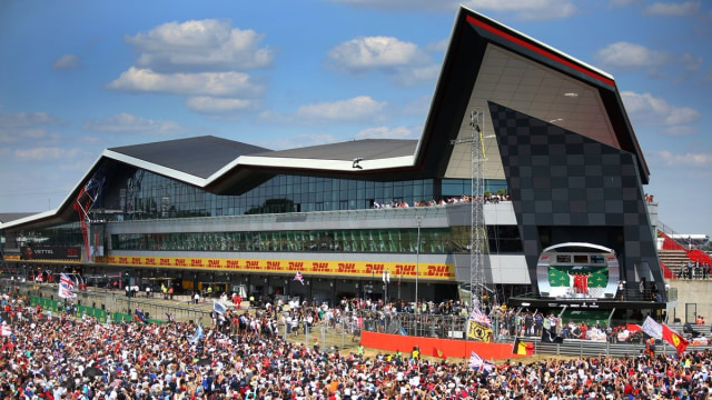 Podium GP Inggris yang digelar di Sirkuit Silverstone. Foto: Dok. Twitter Silverstone UK