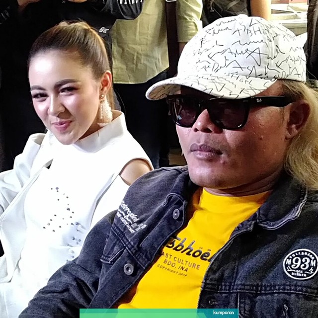 Sule dan Baby Shima, kawasan Setiabudi, Jakarta Selatan, Selasa (9/7). Foto: Maria Gabrielle Putrinda/kumparan