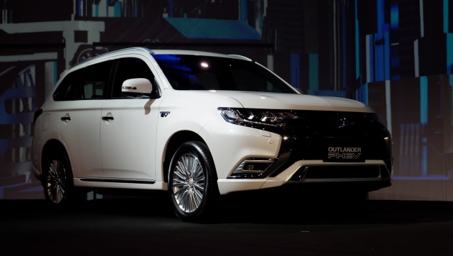 Mitsubishi Outlander PHEV Foto: Aditya Pratama Niagara/kumparan