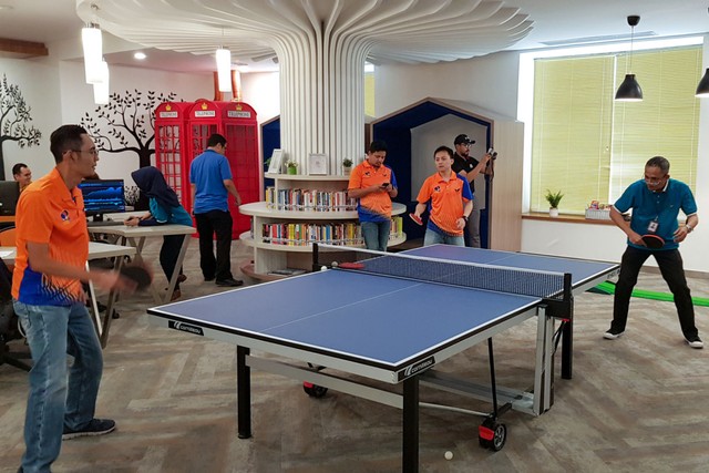 Ilustrasi pengertian permainan tenis meja. Foto: Muhammad Rezky Agustyananto/kumparan.com