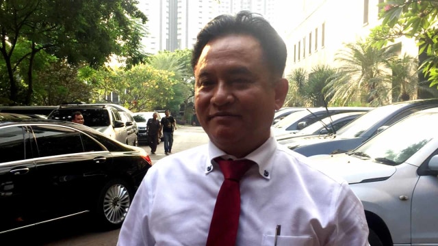 Advokat Yusril Ihza Mahendra di Polda Metro Jaya. Foto: Raga Imam/kumparan
