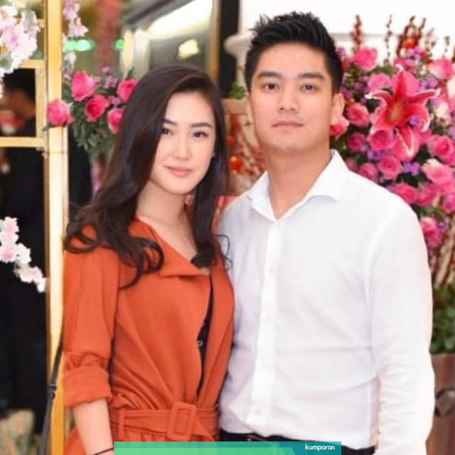 Boy William dan kekasihnya, Karen Vendela. Foto: Instagram / @karbearv