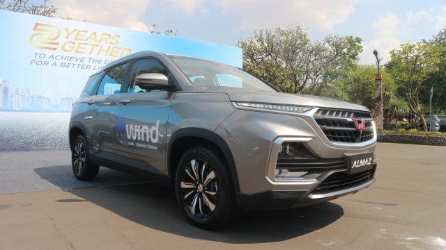 Wuling Almaz 7-penumpang dengan fitur WIND Foto: Ghulam Muhammad/kumparan