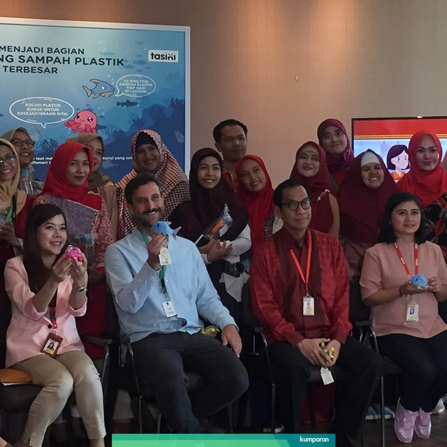 Alfamart Luncurkan Tas Belanja Pengganti Kantong Plastik. Foto: Ema Fitriyani/kumparan