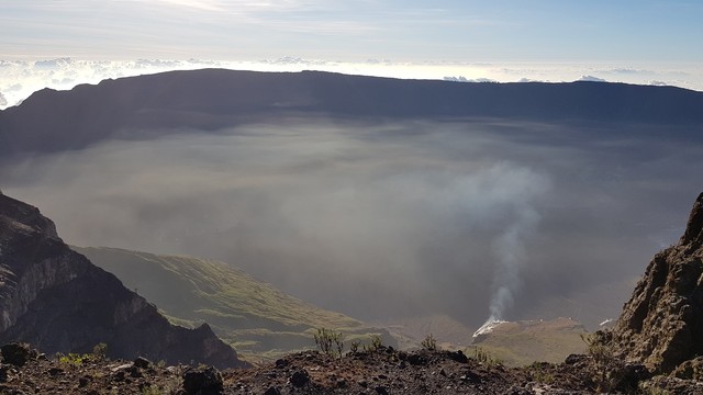 Kawah Gunung Tambora. Foto: Info Dompu