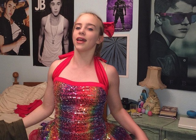 Billie Eilish berkolaborasi dengan Justin Bieber di lagu 'Bad Boy' Remix. Foto : Instagram @billieeilish