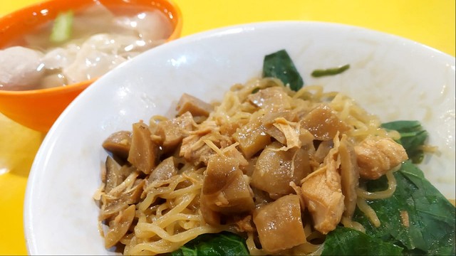 Menu yamin manis mi colot, Jl. Pekalangan No. 15, Cirebon . Foto: Cirebon Foodiary