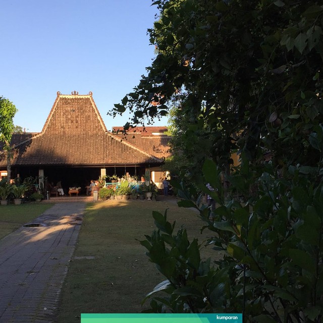 Suasana kediaman Amien Rais di Condongcatur, Depok, Sleman. Foto: Arfiansyah Panji Purnandaru/kumparan