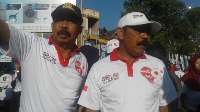 Wali Kota Solo FX. Hadi Rudyatmo disela-sela kegiatan HUT Solo Car Free Day (CFD) Solo ke-9 pada Minggu (13/7/2019). (Agung Santoso)