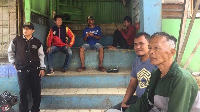 Sejumlah tukang ojek dan masyarakat sekitar UI akan demo bersama mahasiswa tolak Secure Parking. Foto: Lutfan Darmawan/kumparan