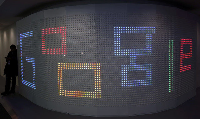 Google di acara Mobile World Congress 2017. (Foto: Paul Hanna/Reuters)