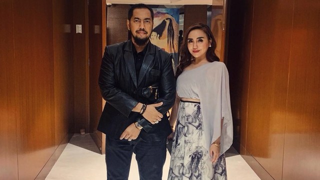 Sunan Kalijaga dan anaknya, Salmafina Sunan. Foto: Instagram @salmafinasunan