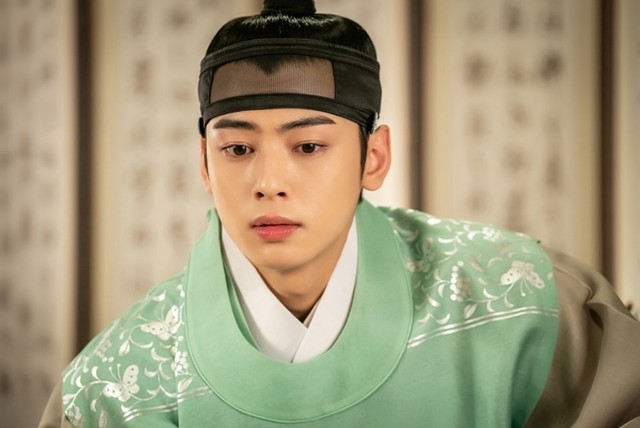 Cha Eun Woo dalam drama 'Rookie Historian Goo Hae Ryung'. Foto: MBC