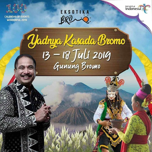 com-Yadnya Kasada Bromo. Foto: Dok. Kemenpar RI