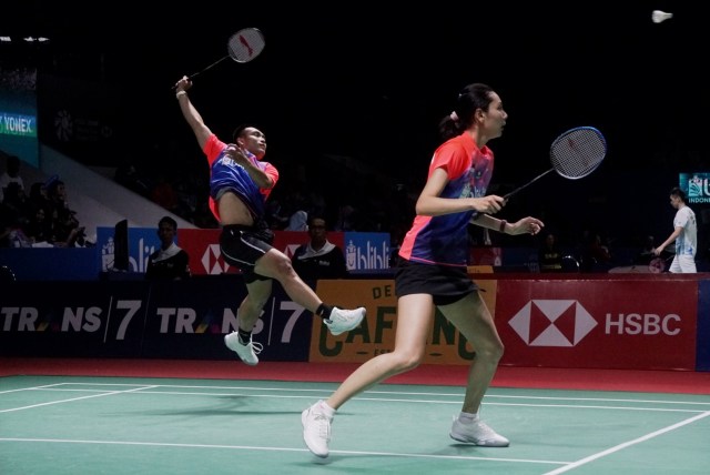 Hafiz Faizal/Gloria Emanuelle Widjaja saat pertandingan Blibli Indonesia Open 2019 di Istora Senayan, Rabu (17/7), Rabu (17/7). Foto: Irfan Adi Saputra/kumparan
