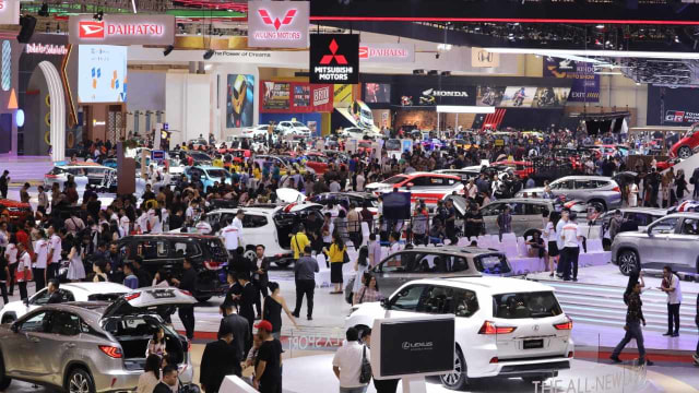 Suasana GIIAS 2019, di ICE BSD, Tangerang Selatan. Foto: Aditia Noviansyah/kumparan