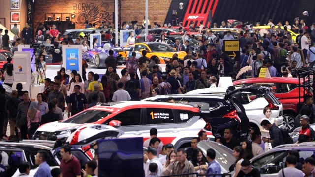 Suasana GIIAS 2019, di ICE BSD, Tangerang Selatan. Foto: Aditia Noviansyah/kumparan