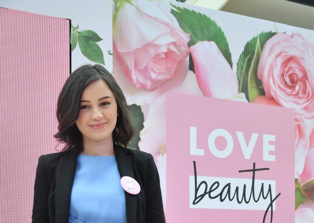 Kimberly Ryder saat hadir di acara Love Beauty and Planet. Foto: dok. Love Beauty and Planet