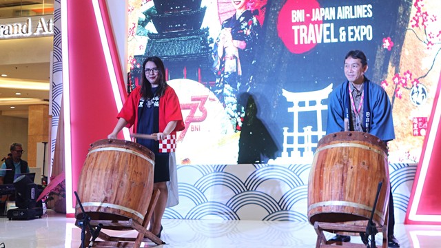 Pembukan BNI-Japan Airlines Travel&Expo di Kota Kasablanka (19/7). Foto: Helinsa Rasputri/kumparan