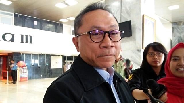 Ketum PAN, Zulkifli Hasan di Kompleks Parlemen, Senayan, Jakarta Pusat (22/7). Foto: Paulina Herasmarinandar/kumparan