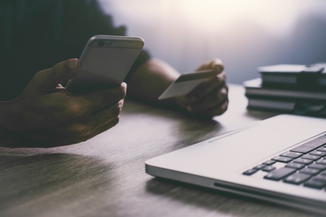 Ilustrasi melacak nomor telepon. Foto: Shutterstock