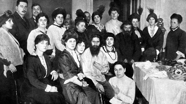 Rasputin (tengah). Foto: Getty Images