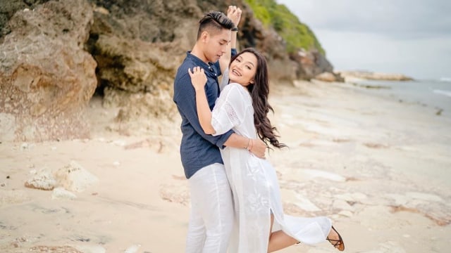 Prewedding Siti Badriah dan kekasihnya, Krisjiana Baharudin Foto: Instagram @kekalworks