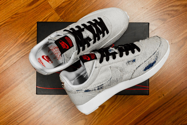 sepatu nike stranger things