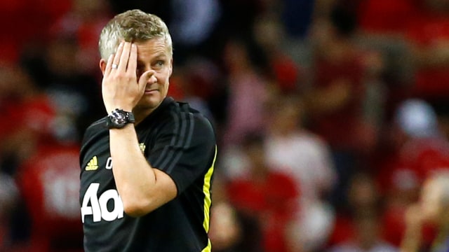 Solskjaer mendampingi Manchester United di laga melawan Internazionale. Foto: Reuters/Feline Lim