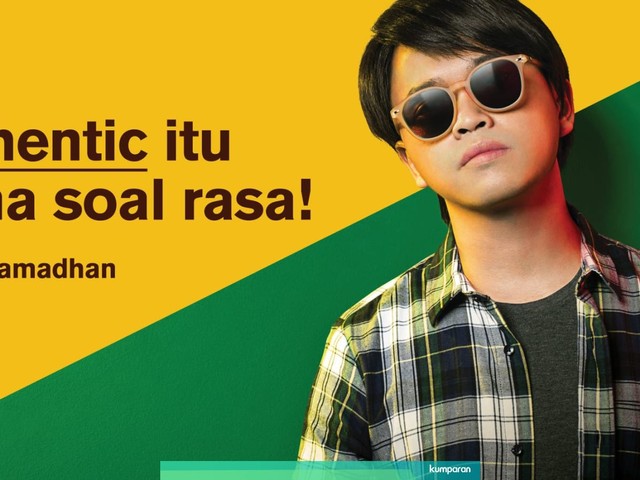 com-Billboard dengan model yang diduga Iqbaal Ramadhan palsu. Foto: Dok. Caffino