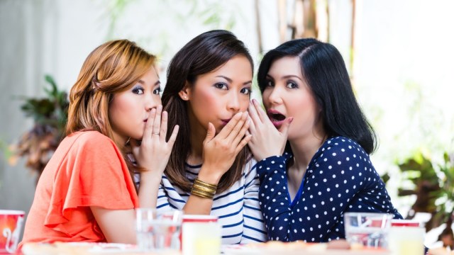 ilustrasi wanita bergosip Foto: Shutterstock