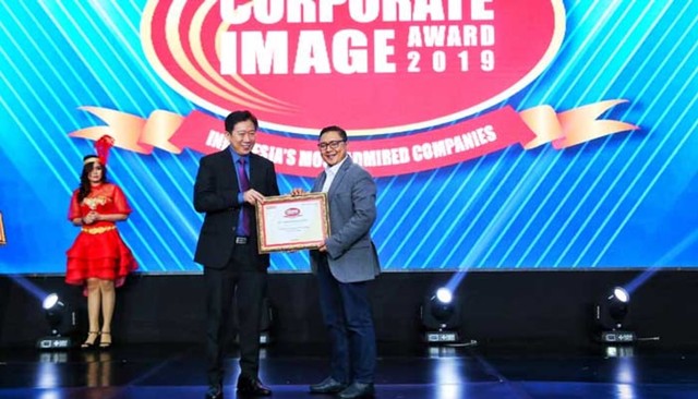 Telkomsel Raih Penghargaan The Best Corporate Image