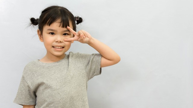 anak berbahasa gaul Foto: shutterstock