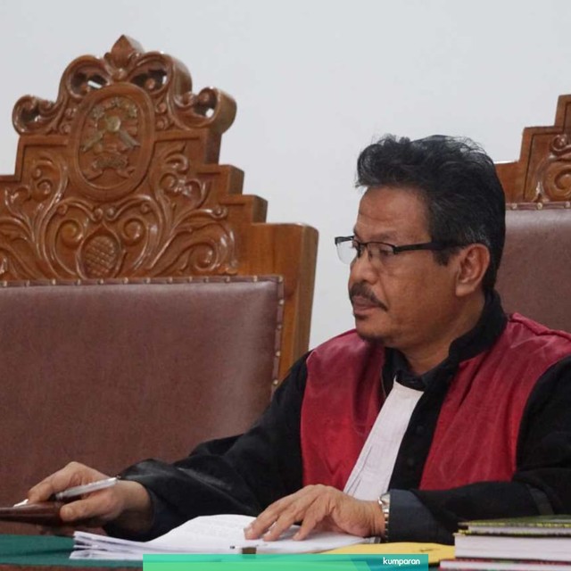 Suasana sidang putusan praperadilan salah tangkap pembunuhan Cipulir di PN Jakarta Selatan. Foto: Fanny Kusumawardhani/kumparan