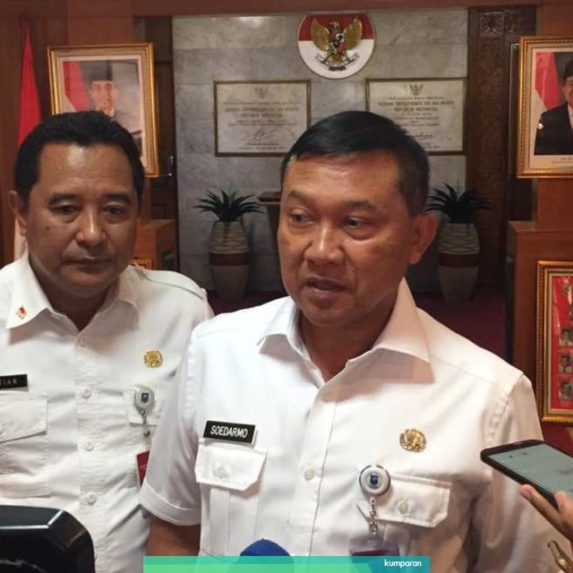 Dirjen Politik dan Pemerintahan Umum (Polpum) Kemendagri, Soedarmo (kanan). Foto: Lutfan Darmawan/kumparan