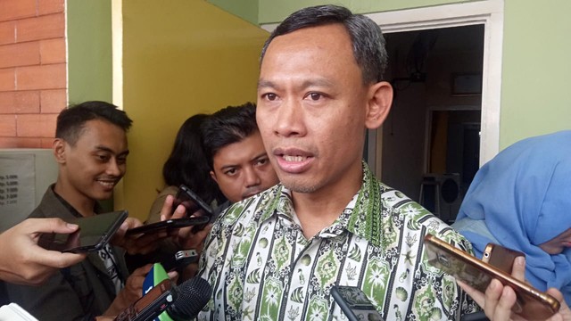 Komisioner KPU, Pramono Ubaid di Kawasan Tebet, Jakarta Selatan, Rabu (31/7). Foto: Maulana Ramadhan/kumparan