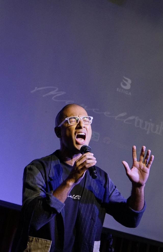 Penyanyi Marcell Siahaan saat hadir di konferensi pers jelang konser Tujuh Belas di Hard Rock Cafe, Jakarta, Rabu, (31/7). Foto: Ronny