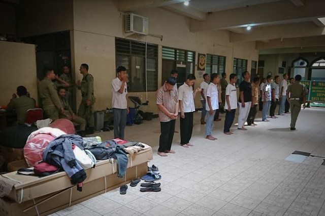 Sebanyak 19 pelajar terjaring membolos diamankan petugas Satpol PP Kota Solo (Agung Santoso)