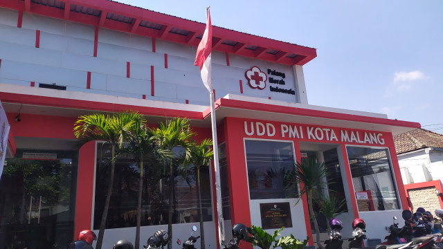 KESEMPATAN LANGKA: Mulai 2 hingga 10 Agustus mendatang, pendonor di PMI Kota Malang akan mendapat tiket wisata gratis ke Malang Night Paradise dan Museum Ganesya. (Foto: Gigih Mazda - Tugumalang.id) ﻿ 