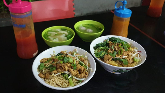 Mie Ayam Bangka Chandra Foto: Azalia Amadea/Kumparan