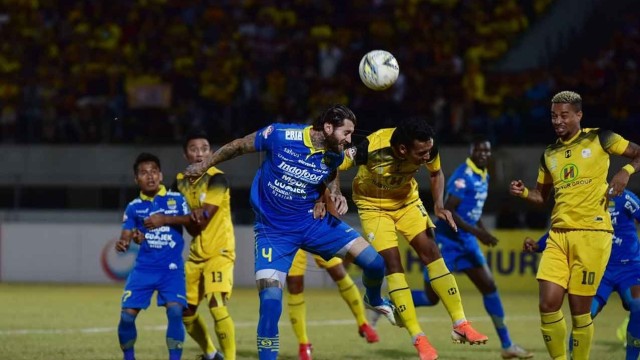 Jalannya laga Persib versus Barito Putera. Foto: Dok. Persib